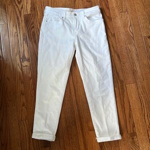 Women’s Levi Strauss White Mid Rise Skinny Jeans